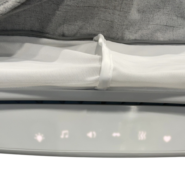 Shop Halo BassiNest Connected Swivel Sleeper 3.0, White/Grey at GoodBuy Gear