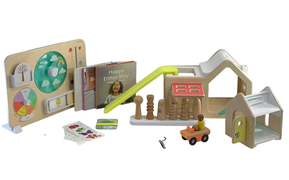 Lovevery The Observer Play Kit — GoodBuy Gear
