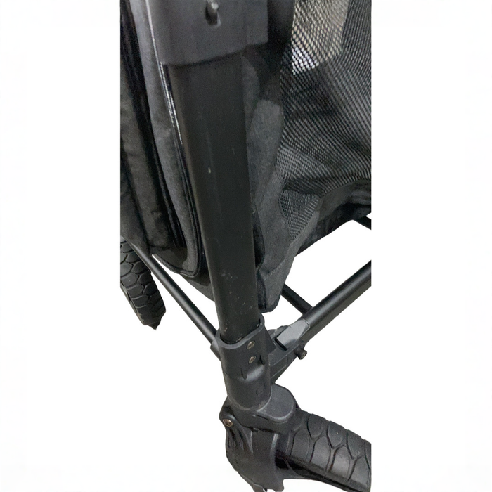 Shop DRAFT - Wonderfold W4 Luxe Pro Stroller Wagon, 2024, Jet Black at GoodBuy Gear