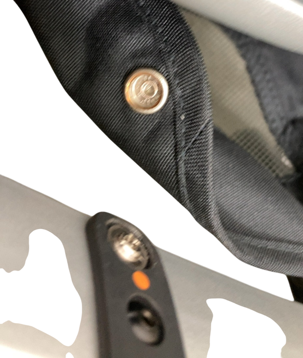 Shop UPPAbaby VISTA V2 Stroller, 2023, Declan (Oat Melange) at GoodBuy Gear