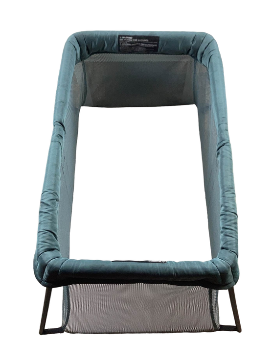 secondhand BabyBjorn Travel Crib Light, Dark Green