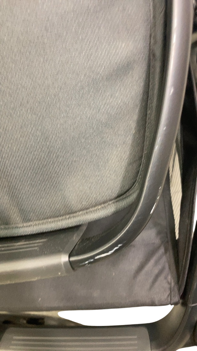 Shop UPPAbaby Vista V3 Stroller, 2024, Jake (Charcoal) at GoodBuy Gear