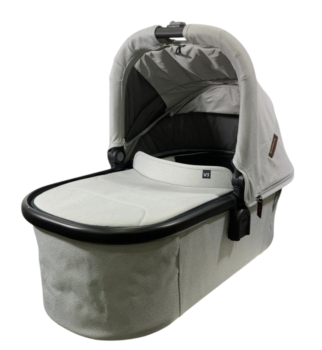 Shop UPPAbaby Bassinet V3, Savannah (Pearl Gray Jacquard) at GoodBuy Gear