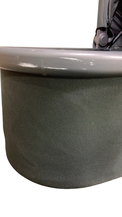 Shop UPPAbaby V2 Bassinet, Jake (Charcoal) at GoodBuy Gear