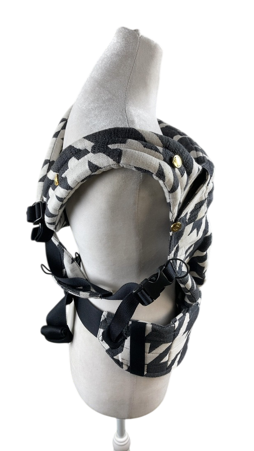 Shop Artipoppe Zeitgeist Cotton Carrier, Tweed BW at GoodBuy Gear