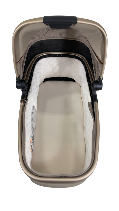 Shop Silver Cross Reef First Bed Folding Bassinet, Stone at GoodBuy Gear