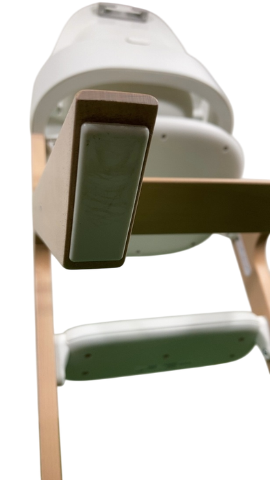 Shop Mockingbird High Chair, 2.0 at GoodBuy Gear