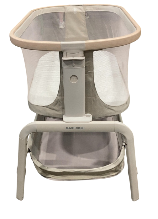 Shop Maxi-Cosi Iora Bedside Bassinet, Classic Oat at GoodBuy Gear