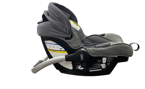 Shop Britax Willow SC Infant Car Seat, 2025, Pindot Stone at GoodBuy Gear