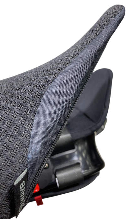 Shop WAYB Pico Portable Car Seat Bundle, 2022, Jet, with Carry Bag at GoodBuy Gear