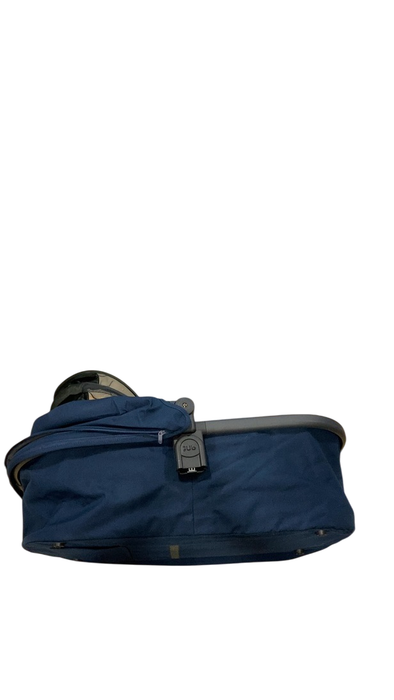 Shop UPPAbaby V2 Bassinet, Noa (Navy) at GoodBuy Gear