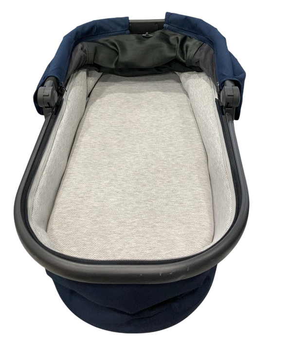 Shop UPPAbaby V2 Bassinet, Noa (Navy) at GoodBuy Gear