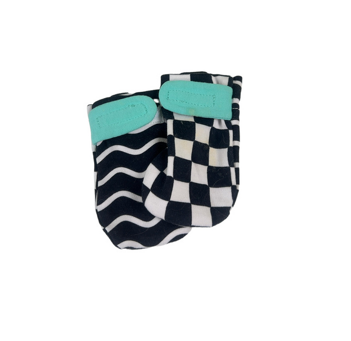 Shop Lovevery The Looker Play Kit, Multicolor at GoodBuy Gear