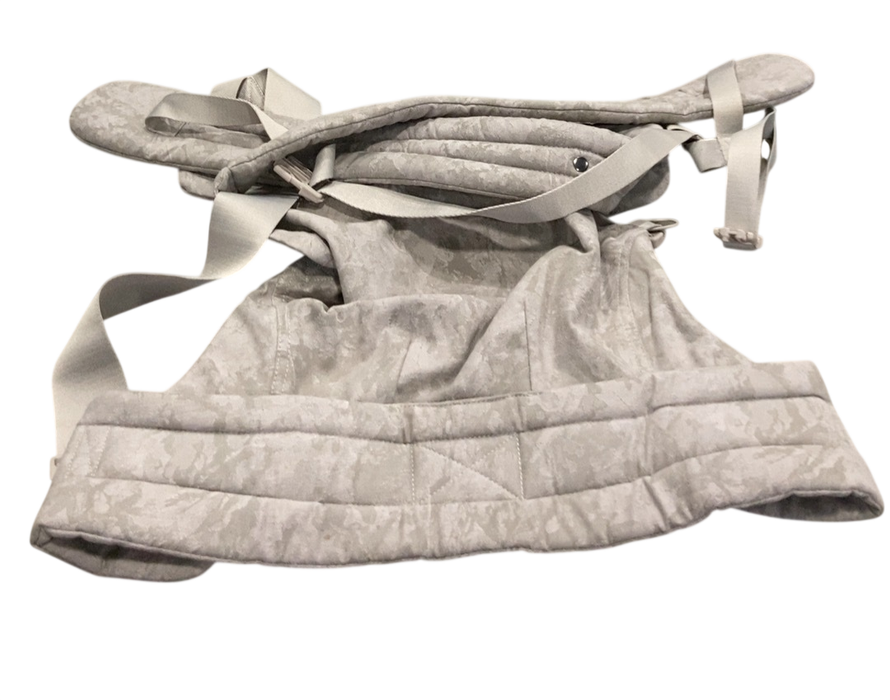 Shop Mabē The Monarch Carrier, Ashland/Camo at GoodBuy Gear