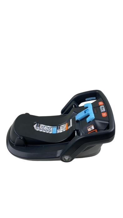 Shop UPPAbaby MESA V2 Infant Car Seat, 2023, Jake (Black) at GoodBuy Gear