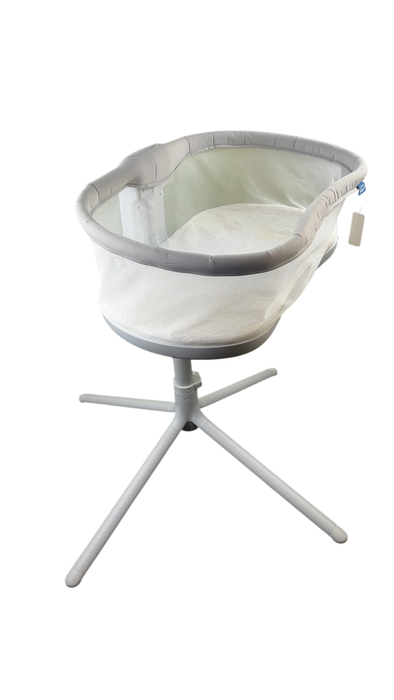 Shop Halo Bassinest Swivel Sleeper 3.0, Grey at GoodBuy Gear