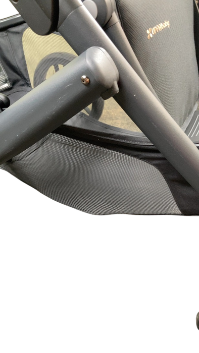 Shop UPPAbaby VISTA V2 Stroller, 2022, Anthony (White & Grey Chenille) at GoodBuy Gear