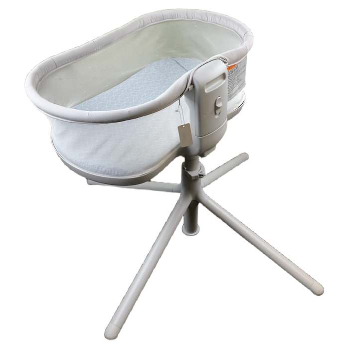 Shop Halo Bassinest Swivel Sleeper 3.0, Grey at GoodBuy Gear