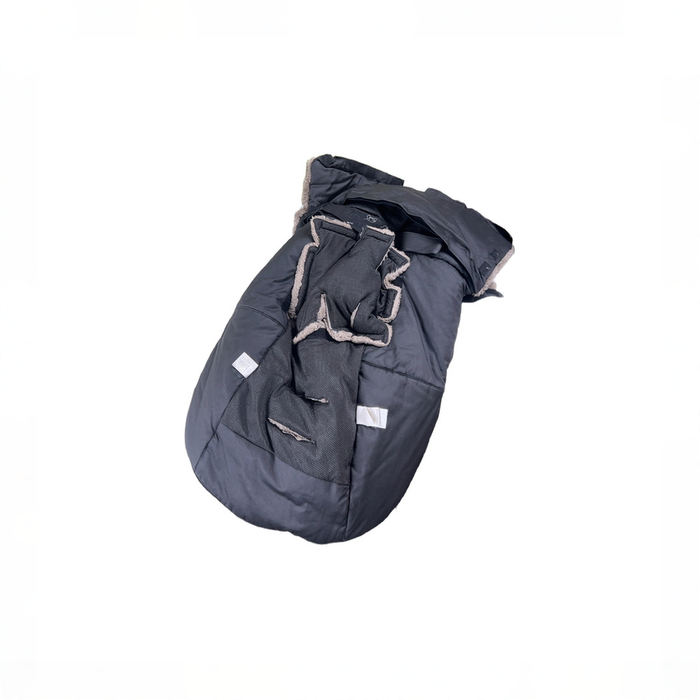 Shop 7 A.M. Enfant WaxedPOD Footmuff, Waxed Forest at GoodBuy Gear
