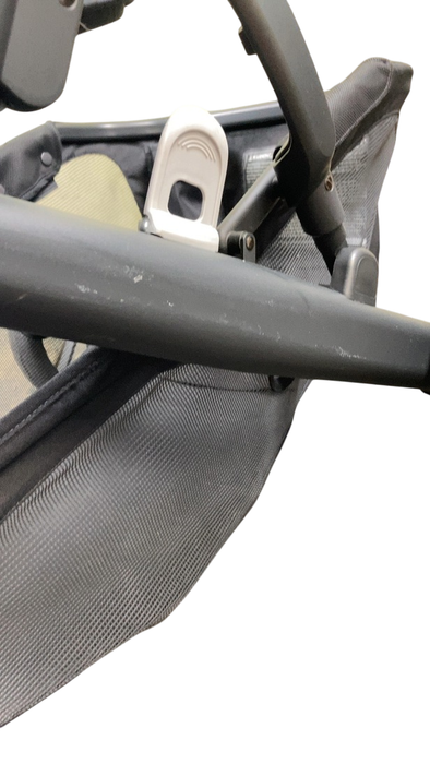 Shop UPPAbaby VISTA V2 Stroller, 2022, Anthony (White & Grey Chenille) at GoodBuy Gear