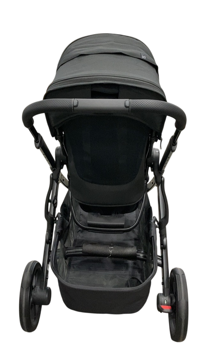 Shop UPPAbaby Vista V3 Stroller, 2024, Jake (Charcoal) at GoodBuy Gear