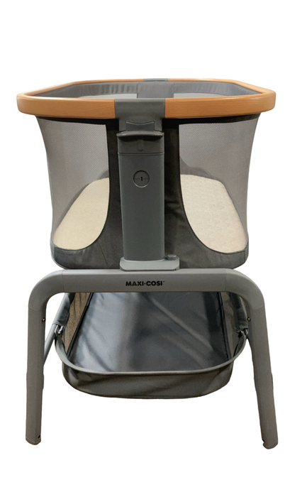Shop Maxi-Cosi Iora Bedside Bassinet, Essential Graphite at GoodBuy Gear