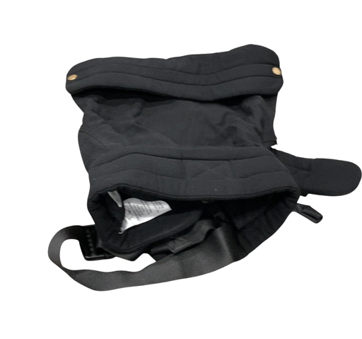 Shop Mabē The Monarch Carrier, Ebony at GoodBuy Gear