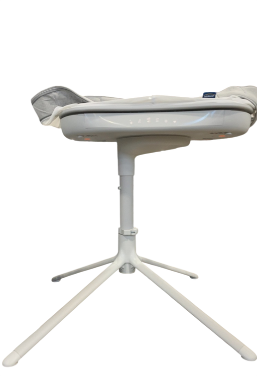 Shop Halo BassiNest Connected Swivel Sleeper 3.0, White/Grey at GoodBuy Gear