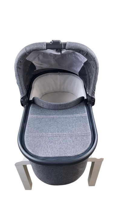 Shop UPPAbaby V2 Bassinet, Greyson (Charcoal Melange) at GoodBuy Gear