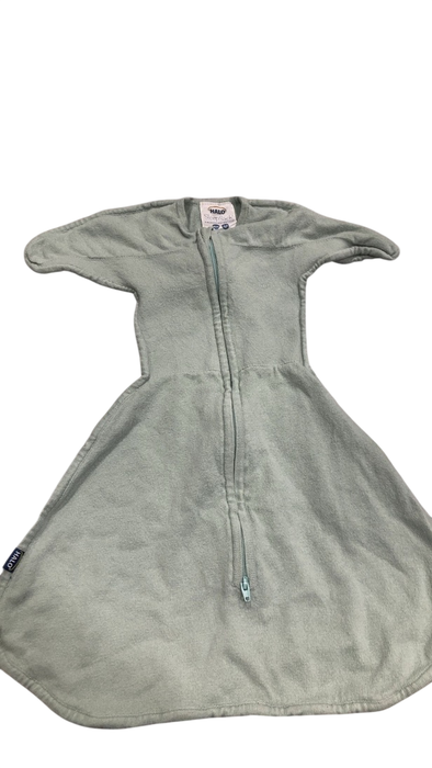 Shop Halo SwaddleStretch Newborn Swaddle, Calm Sage at GoodBuy Gear