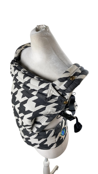Shop Artipoppe Zeitgeist Cotton Carrier, Tweed BW at GoodBuy Gear