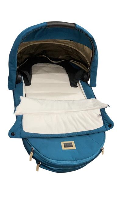 Shop Cybex PRIAM Lux Carry Cot, Mountain Blue at GoodBuy Gear