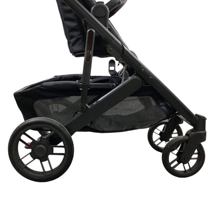 Shop UPPAbaby CRUZ V2 Stroller, 2021, Jake (Charcoal) at GoodBuy Gear