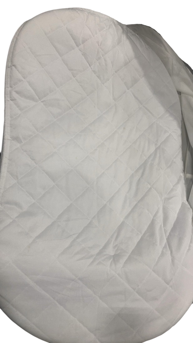 Shop Halo BassiNest Connected Swivel Sleeper 3.0, White/Grey at GoodBuy Gear