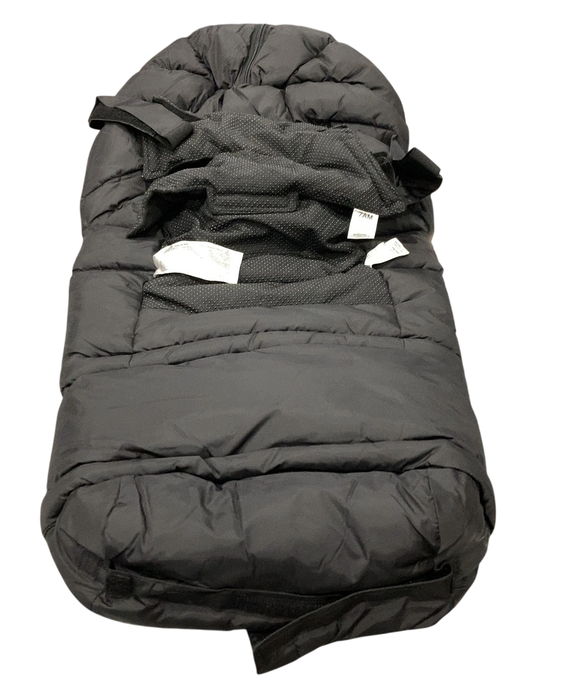 Shop 7 A.M. Enfant Blanket 212 Evolution, Black Plush at GoodBuy Gear