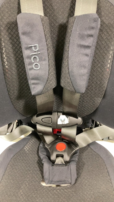 Shop WAYB Pico Portable Car Seat, 2024, Jet at GoodBuy Gear