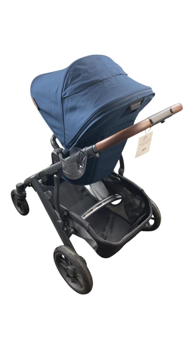 Shop UPPAbaby VISTA V2 Stroller, 2021, Noa (Navy) at GoodBuy Gear