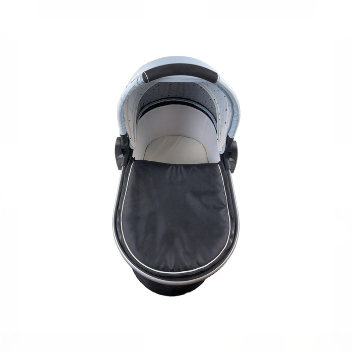 Shop Mockingbird Bassinet, Pre-2026, Sky at GoodBuy Gear