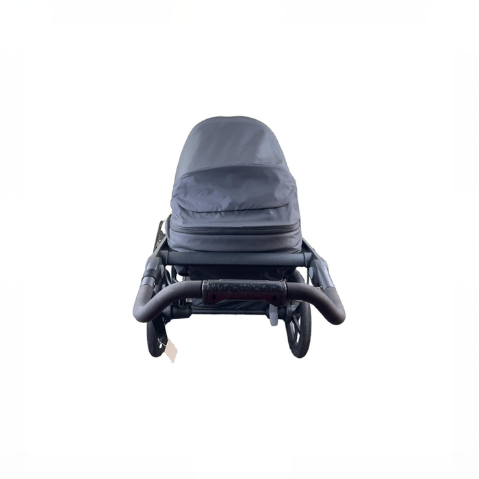 Shop Thule Urban Glide 4-Wheel Stroller, 2023, Black, Click In Buckle at GoodBuy Gear