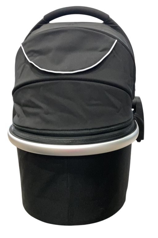 Shop Mockingbird Bassinet 2.0, Black at GoodBuy Gear