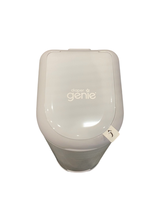 Shop Diaper Genie Platinum Pail Gift Set, Lily White at GoodBuy Gear