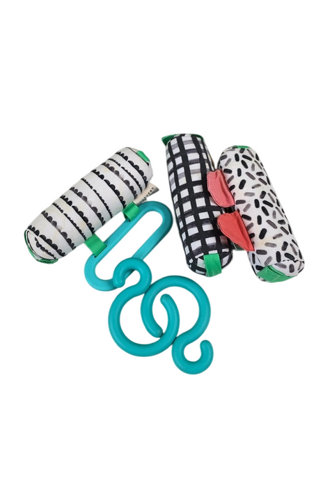 Shop Lovevery The Looker Play Kit, Multicolor at GoodBuy Gear
