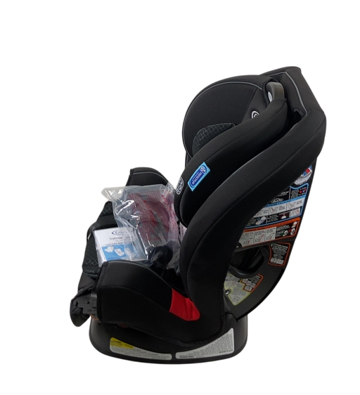 Shop Graco TrioGrow SnugLock 3-in-1 Car Seat, 2023, Leland at GoodBuy Gear