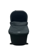 Shop Britax Zinnia Bassinet, Onyx Glacier at GoodBuy Gear