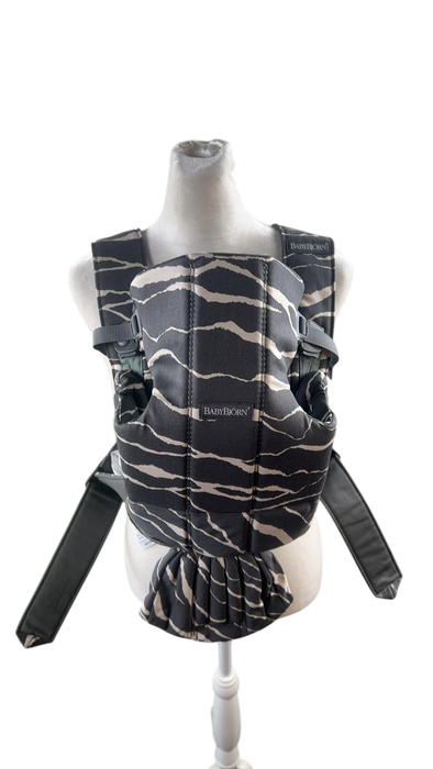Shop BabyBjorn Baby Carrier Mini, Anthracite/Landscape Print Cotton at GoodBuy Gear