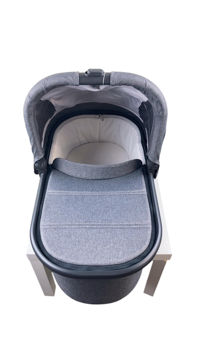 Shop UPPAbaby V2 Bassinet, Greyson (Charcoal Melange) at GoodBuy Gear