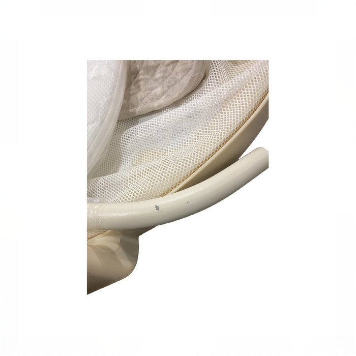 Shop Halo BassiNest Swivel Sleeper 4.0 Air, Oat at GoodBuy Gear