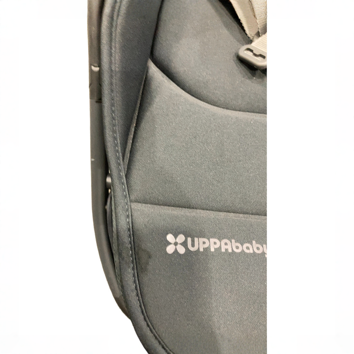 Shop UPPAbaby MINU V3 Stroller, 2025, Jake (Charcoal/Black) at GoodBuy Gear
