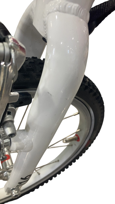 Shop Woom ORIGINAL 3 Bike "16, AUTOMAGIC, Woom Red at GoodBuy Gear