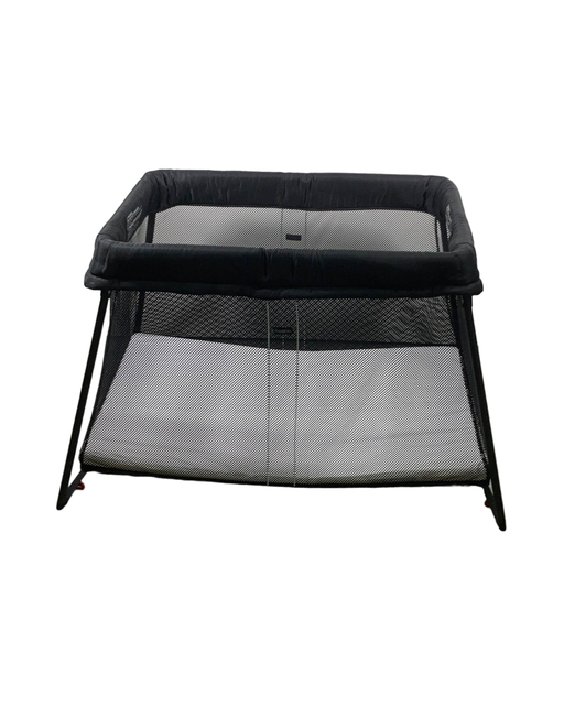 used BabyBjorn Travel Crib Light, Black